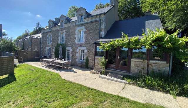Maison à la Campagne Avec Piscine - Hortensias
