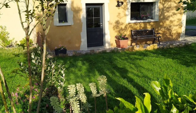 Maison à la Campagne "des Anes et des Fleurs"
