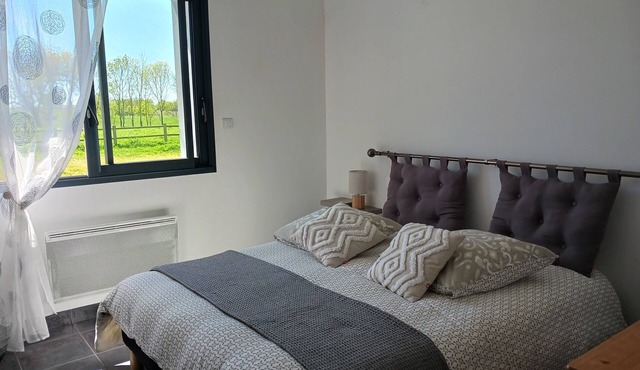 Maison à la Campagne à 7km de la Loire à Vélo Près D'un Espace Loisir Baignade