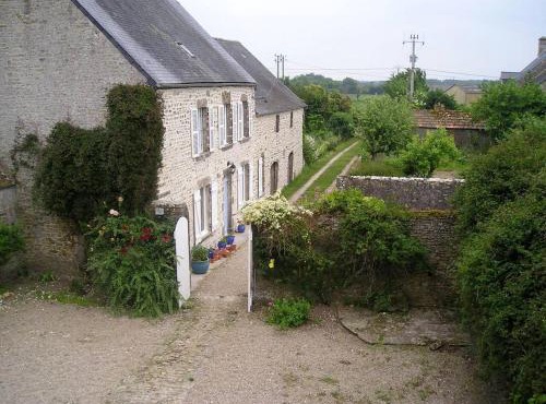 Maison élégante à Fontenay-sur-Mer avec cheminée