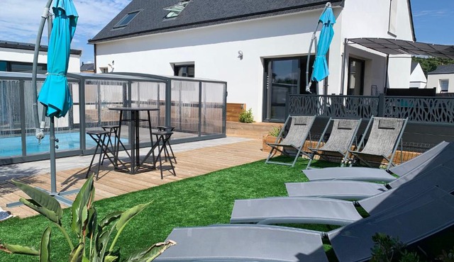 Maison 10 pers en bord de mer avec piscine couverte et chauffée, spa et hamman