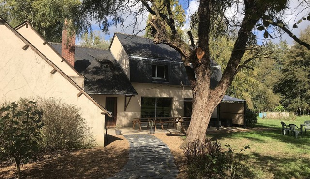 Maison 15 Pers Spacieuse, Calme sur Grand Terrain et Tennis - Moulin de Crampaux