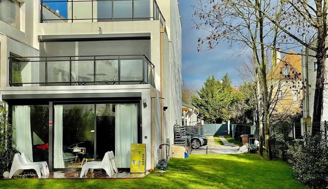 Maison 165m² à Saint-cloud Avec Grand Jardin de 500m². Idéal Pour les Familles !