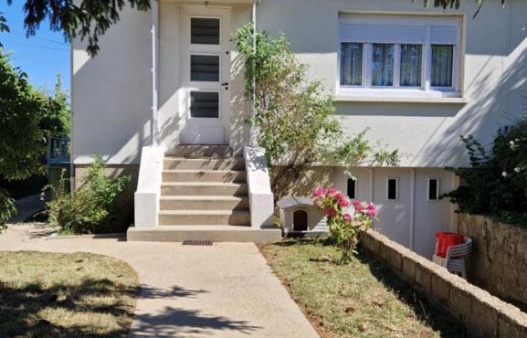 Maison 2 chambres avec jardin clos