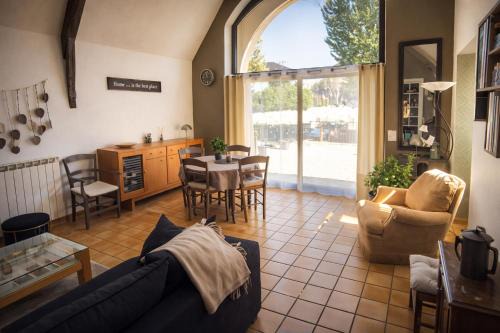 Maison 2 chambres avec parking et jardin 4 pers Figeac