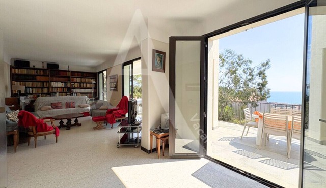 MAISON 3 CHAMBRES MONT SAINT CLAIR