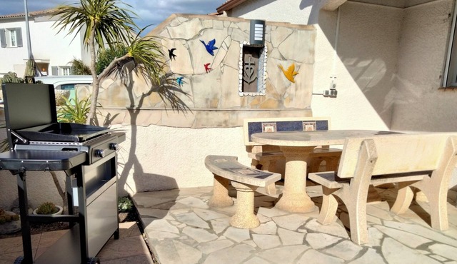 Maison 4/6 Pers. Dans Quartier Calme, Proche des Remparts Fraîchement Rénovée