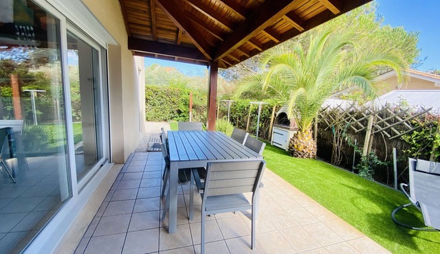 Maison 4 chambres proche plage (023)