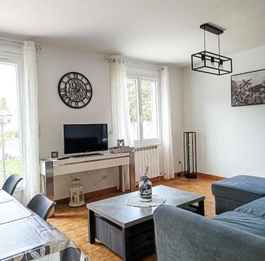 Maison 6 pers, avec jardin, clim et pétanque