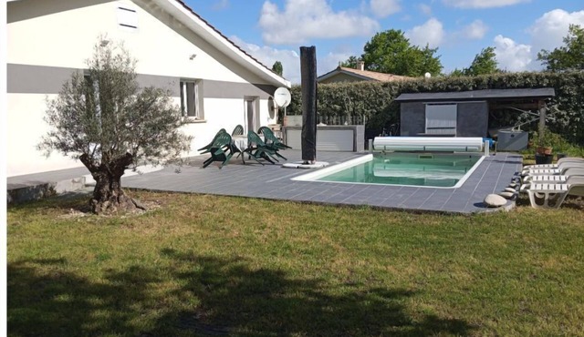 Maison 7 Personnes sur Terrain 1000m Avec Piscine Chauffée