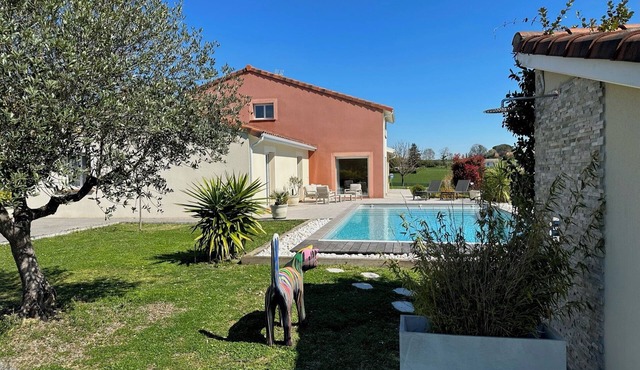 Maison 8 Couchages Avec Piscine à Lapeyrouse Fossat