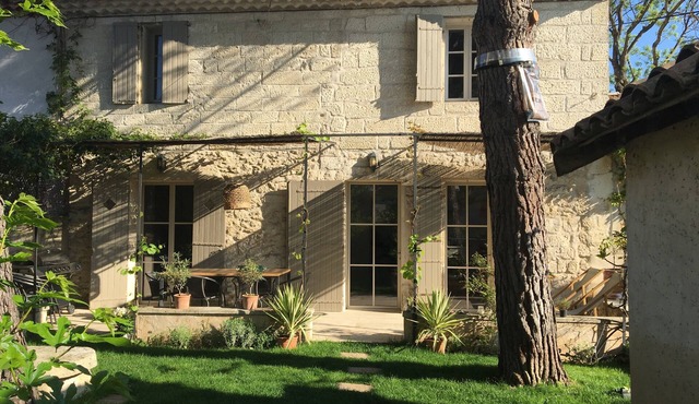 Maison Avec Piscine. Ideal Pour LE Festival D'avignon ET D'orange