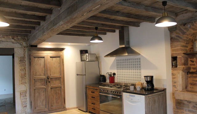 Maison a la Campagne Avec Terrain de Petanque, au Calme , Ideal Pour les Copains