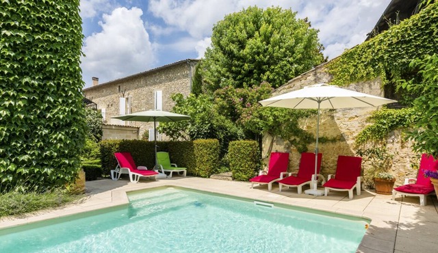 Maison Acacia - Six Bedroom Villa, Sleeps 12