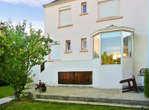 Maison accueillante à Lanester - Confort et espace pour 6 pers.