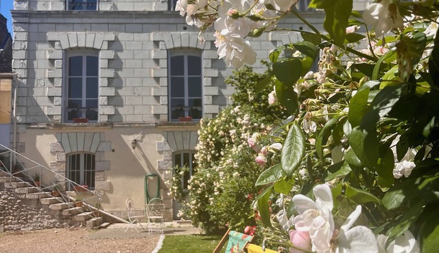 Maison Adrienne/Chambre beige Charming guest house, 4 km from Beauval Zoo