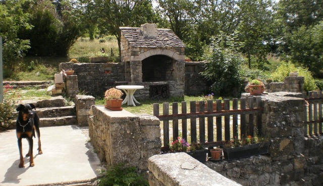 Maison Ancienne Caussenarde à Quelques km des Gorges du Tarn
