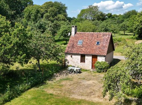 Maison ancienne restaurée avec poêle à bois et animaux admis - FR-1-497-15