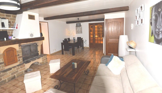 Maison Ancienne Tout Confort Avec Grande Terrasse au Calme