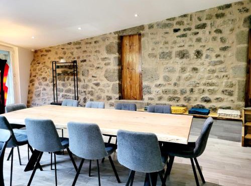 Maison Ardéchoise Jacuzzi Piscine Pétanque