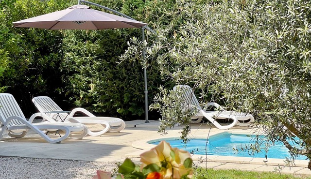 Maison Atypique en Provence Avec Piscine Privée