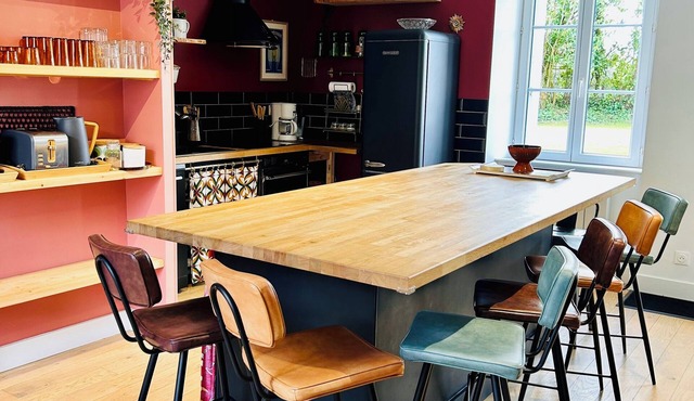 Maison au Cœur D'un Corps de Ferme à Bayeux. La Campagne aux Portes de Bayeux