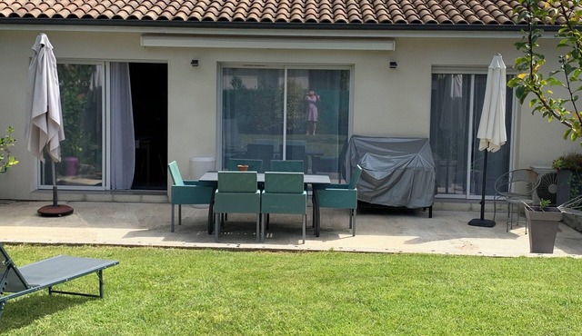 Maison au Calme et Agréable Entre Bordeaux et Saint Emilion