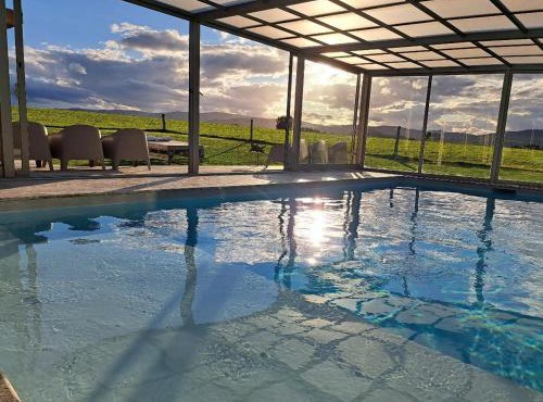 Maison Authentique avec Spa et Animaux Acceptés - FR-1-496-7