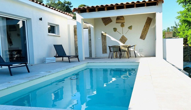 Maison au Calme Avec Piscine