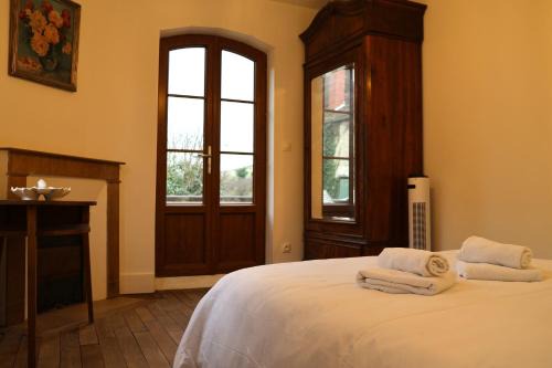 Maison au pied des remparts