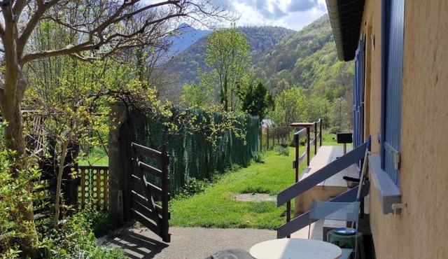 Maison au pied de la montagne