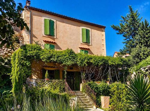 Maison Auguste Chambres d'hôtes aux portes des Cévennes