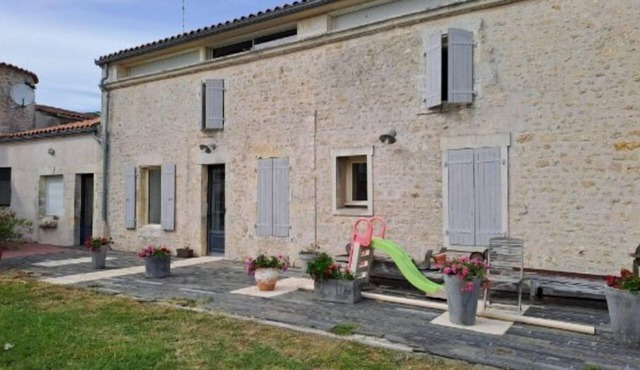 Maison aux Pieds des Marais Salants