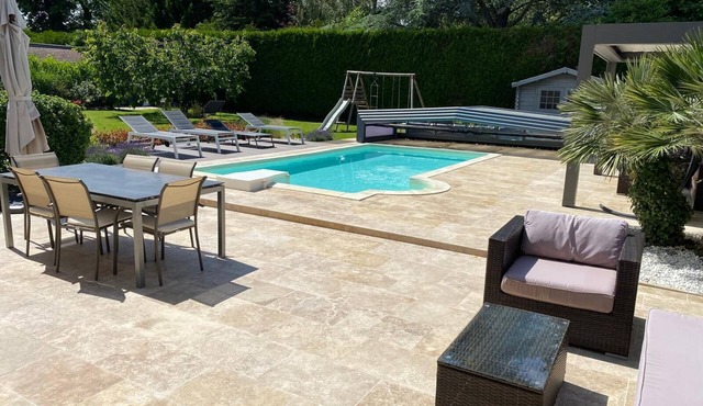 Maison Avec Piscine 3,5x7x1,2m et Jardin, 45min Paris