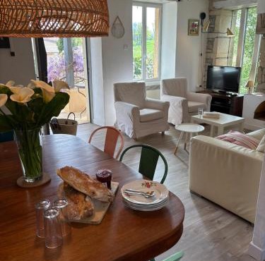 Maison avec Piscine - Vue exceptionnelle - Parisot