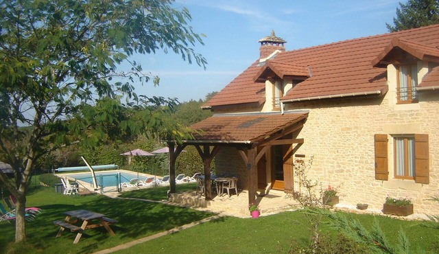 Maison Avec Piscine Privée Chauffée, Périgord Noir