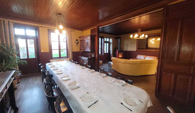 Maison avec 6 chambres 4 salle de bain, un grand jardin jusqu'à 15 personnes