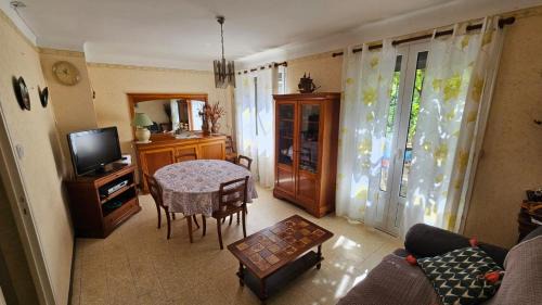 Maison avec 3 chambres et jardin