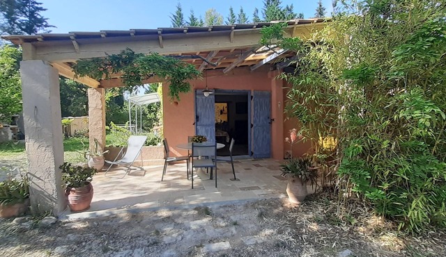 Maison Avec Grand Espace Extérieur, Idéal Pour les Familles!