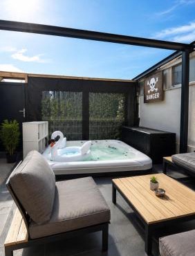 Maison avec jacuzzi