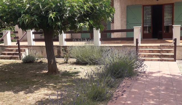 Maison Avec Jardin, au Cœur de la Provence !