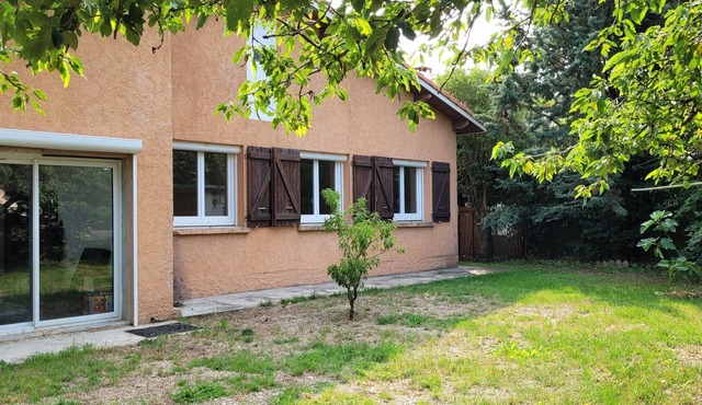 Maison Avec Jardin Clôturé