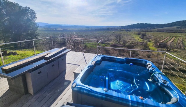 Maison avec piscine et jacuzzi