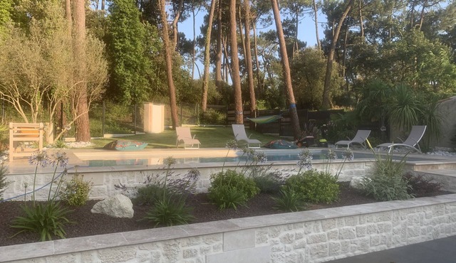 Maison Avec Piscine. Animaux de Compagnie Acceptés