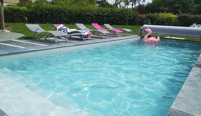 Maison Avec Piscine,au Calme Proche des Commodités et Sites Bretons, Exposée sud