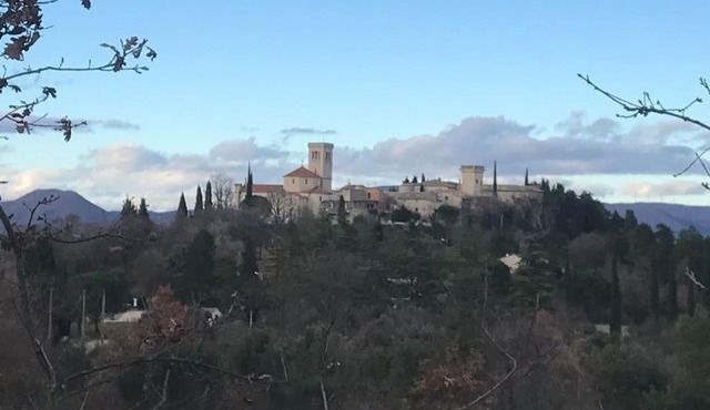 Maison avec piscine au calme