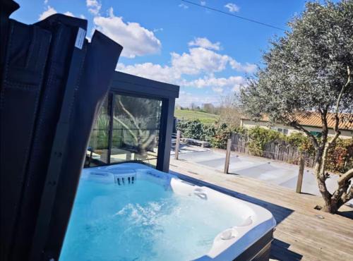 Maison avec piscine chauffée & spa - près de Bordeaux et des vignobles