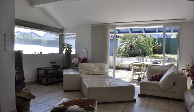 Maison avec piscine clim Hendaye (classé 4 étoiles). 1.6 km plage