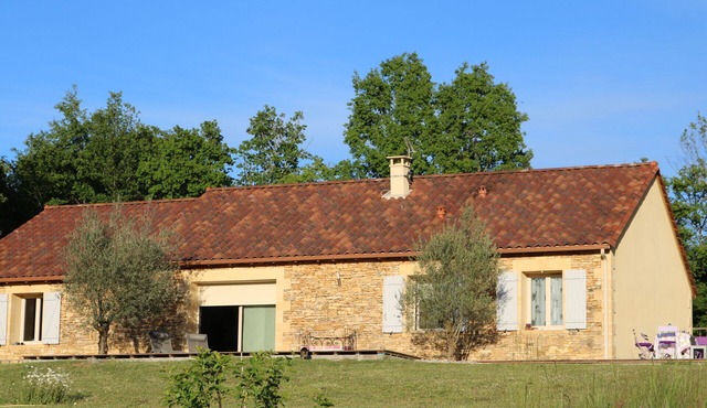 Maison Avec Piscine Entre Perigord Noir et Quercy