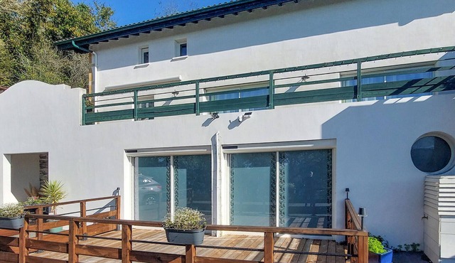 Maison avec piscine interieure